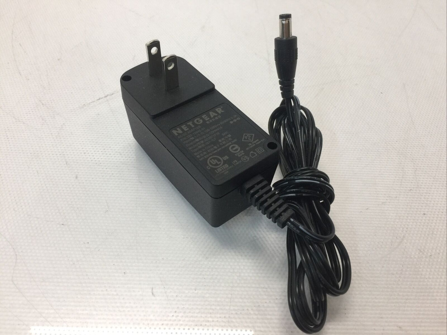 NetGear 12V 1A  AC DC Adapter 332-10922-01 007-1LF AD2071F10 Power Supply