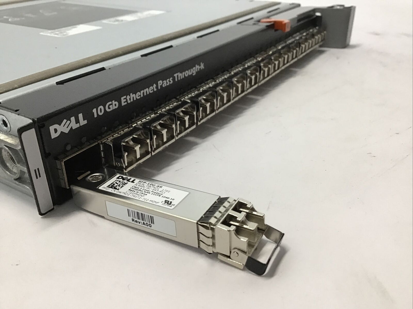 Dell 16-Port 10GBe Ethernet Pass Through-k Module 0PNDP6 M1601P w/ (16x) 0WTRD1