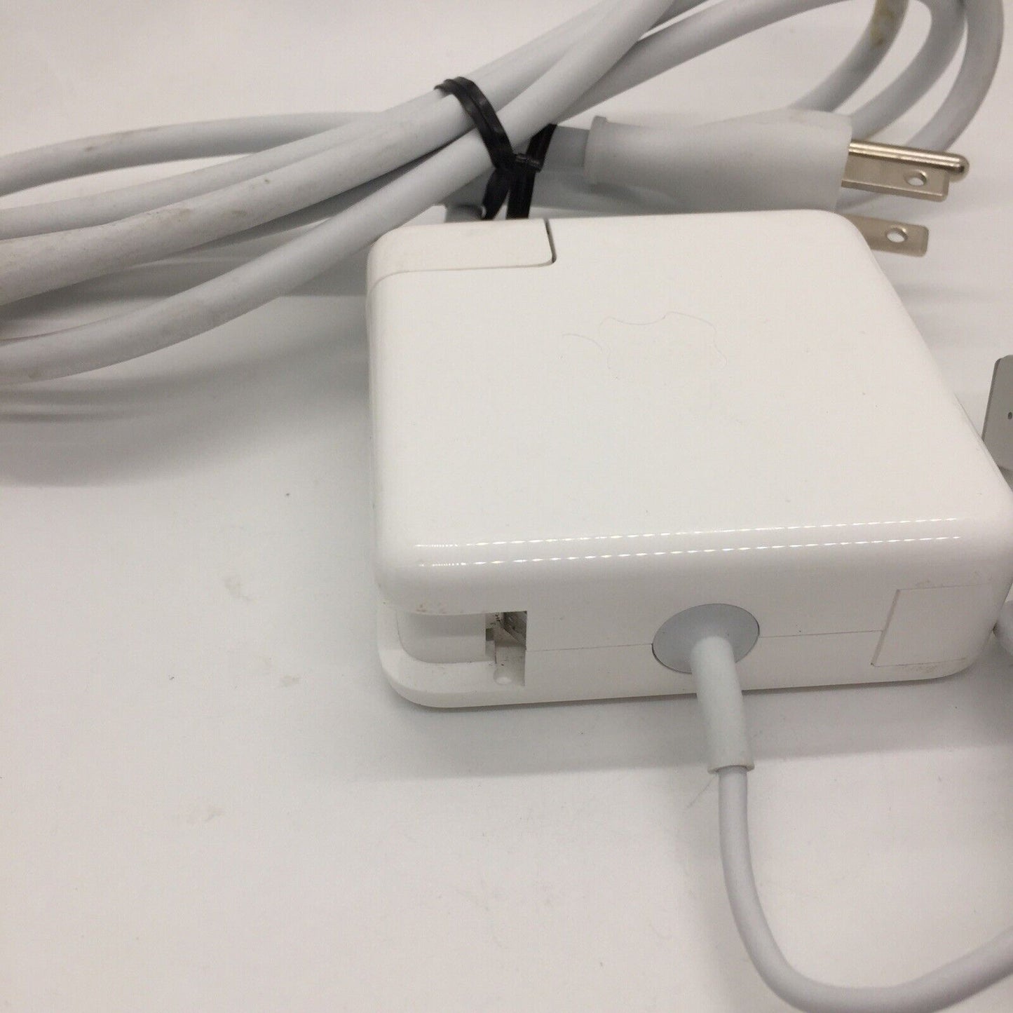 Apple 85W MagSafe2 A1424 AC Adapter for MacBook Pro 15" Retina Late 2012~15