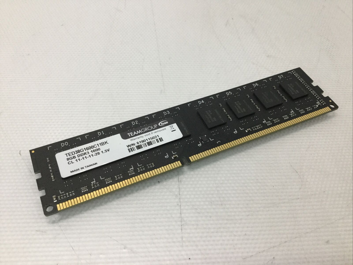 TEAM GROUP 8GB DDR3 1600 TED38G1600C11BK 240-pin Desktop Memory Ram