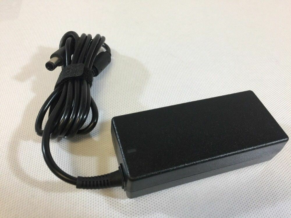 Lot of 10 - Dell 65W AC Adapter 09RN2C 098R6C HA65NS5-00 LA65NS2-01 DA65NM111-00