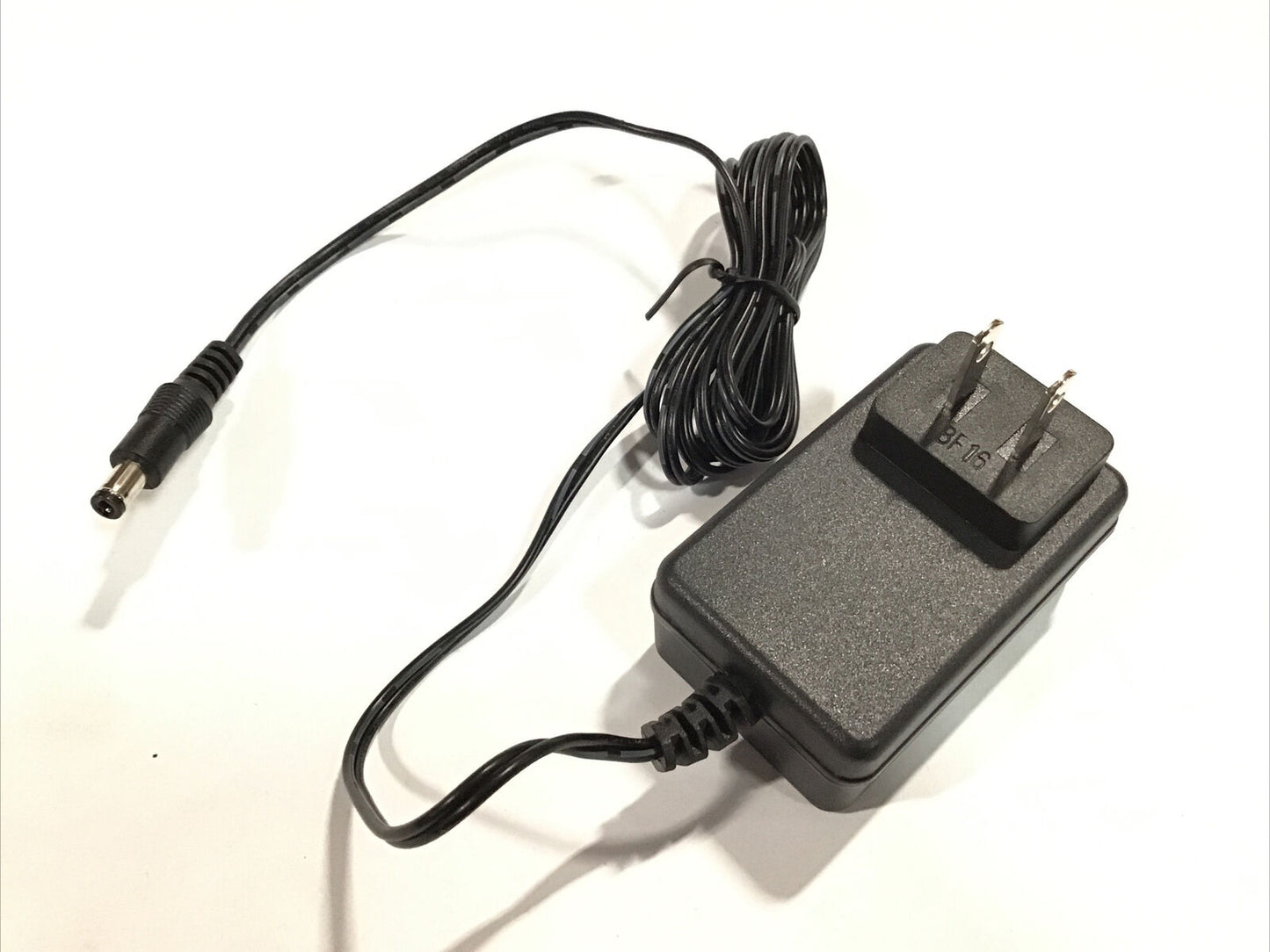 LEI Leader 503913-004 12V 750mA  Power Supply Adapter MT20-21120-A00F AC to DC