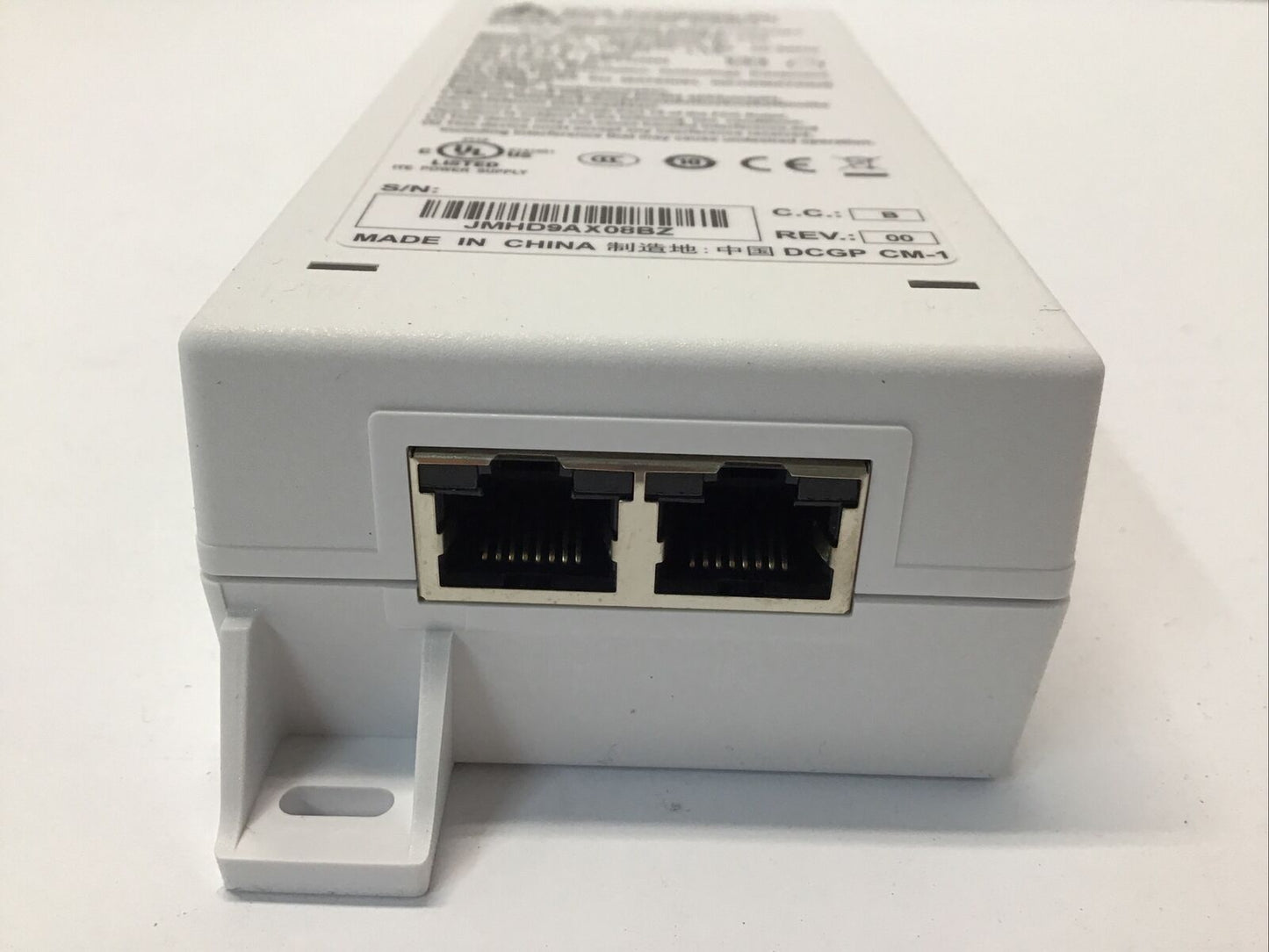 Delta PoE Injector 56V 1.1A Gigabit Single Port Over Ethernet ADP-60HR B