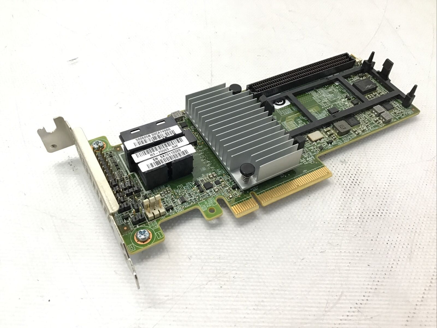 IBM 46C9111 M5120 12Gb/s SAS SATA Raid Controller Card