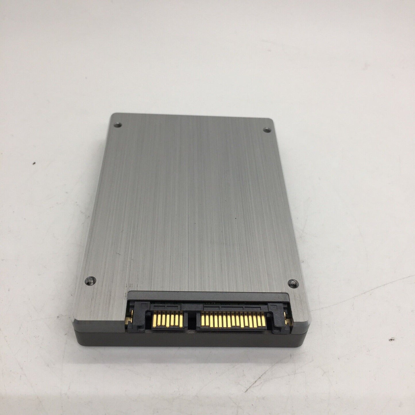 Dell MZ5EA200HMDR-000D3 MZ-5EA2000-0D3 SATA 200GB SSD Drive 24XV8