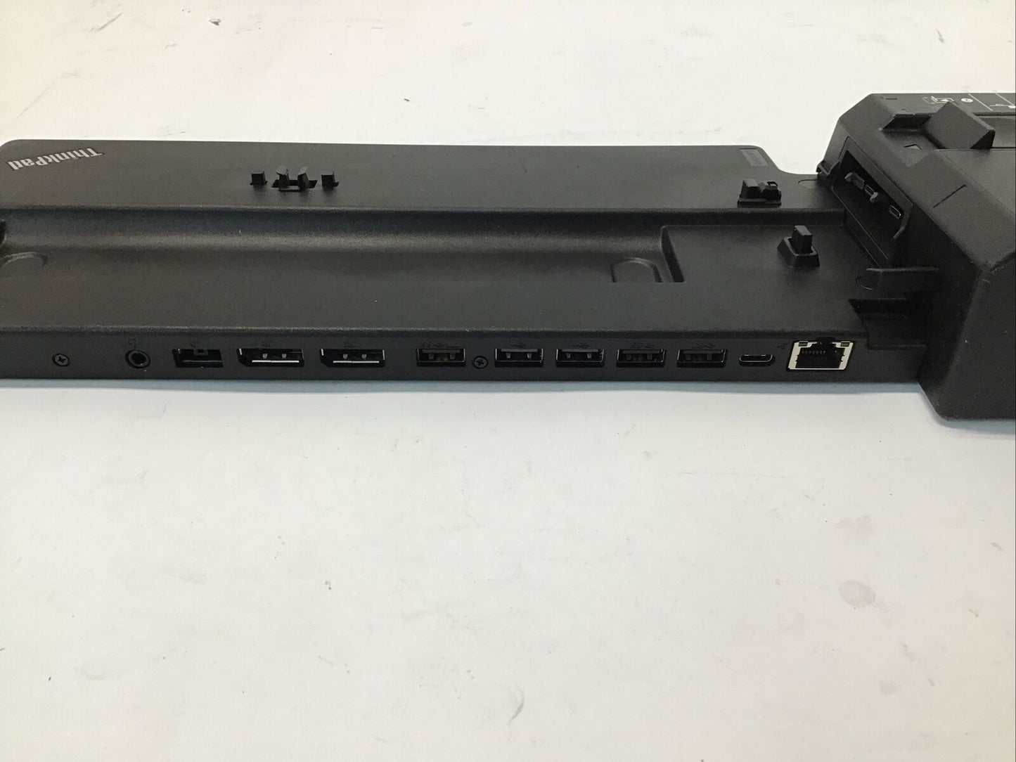 Lenovo ThinkPad Ultra Docking Station US 40AH (SD20Z56369) With AC Adapter