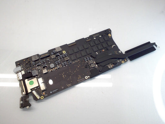 APPLE MacBook Pro 13" A1502 Mid-2014 Logic Board Intel i5 2.40GHz 820-3476-A 8GB