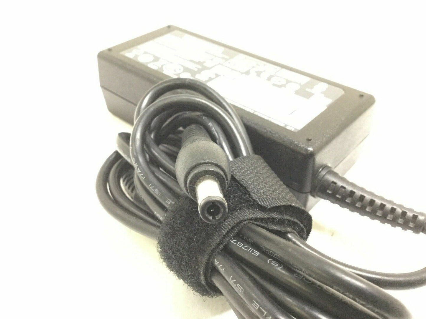 Genuine Toshiba PA3917u-1ACA PA3467U-1ACA PA3714U-1ACA PA-1650-21 Laptop Charger