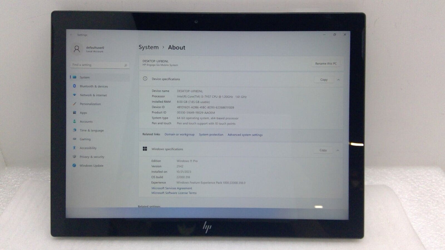 HP ENGAGE GO MOBILE SYSTEM 12.3" Tablet i5-7Y57 8G RAM 256G, Win11 Touch pen B20