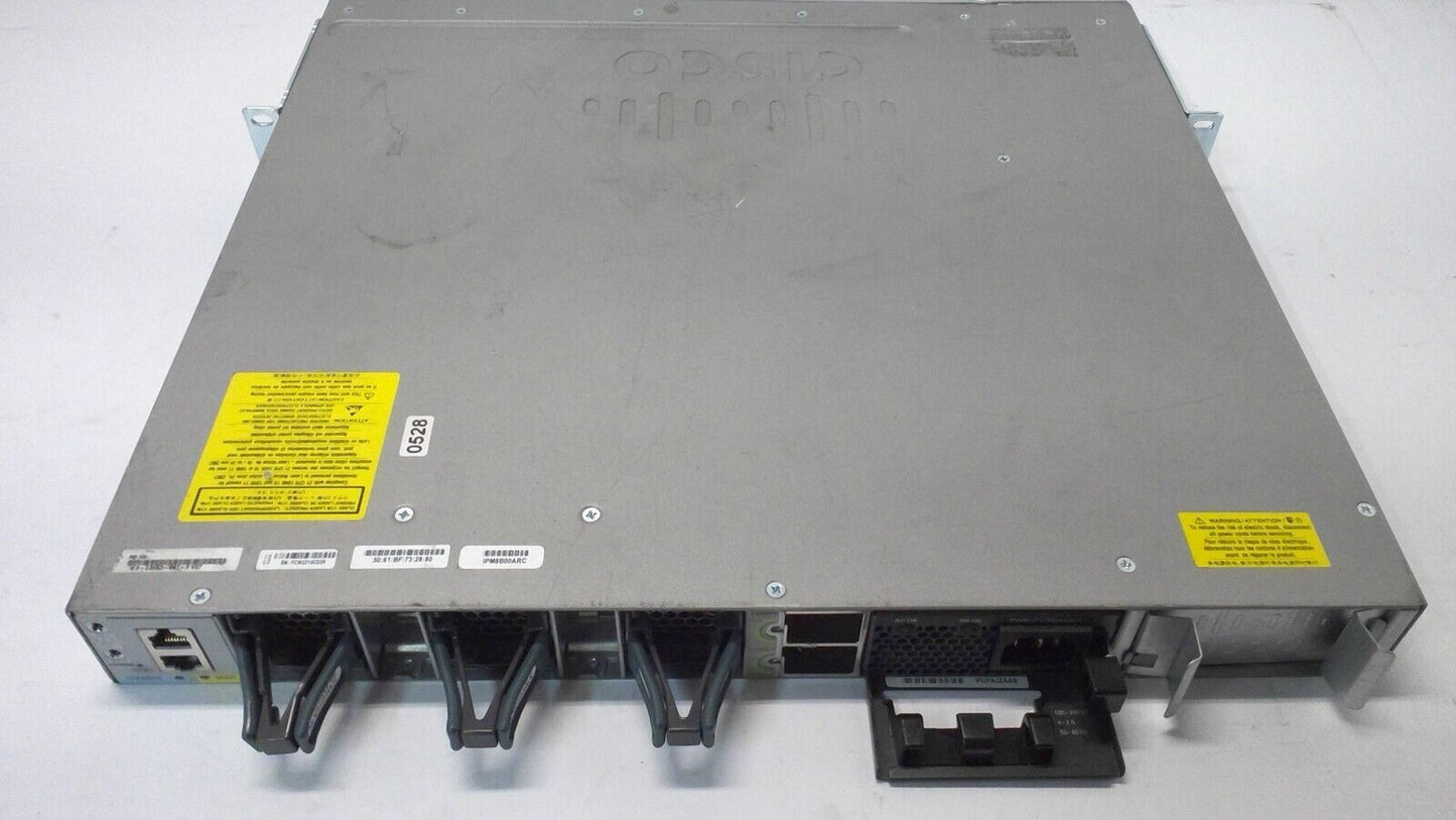 Cisco Catalyst WS-C3850-24T-E w/C3850-NM-4-1G module 1 Power Supply and 3 FANS