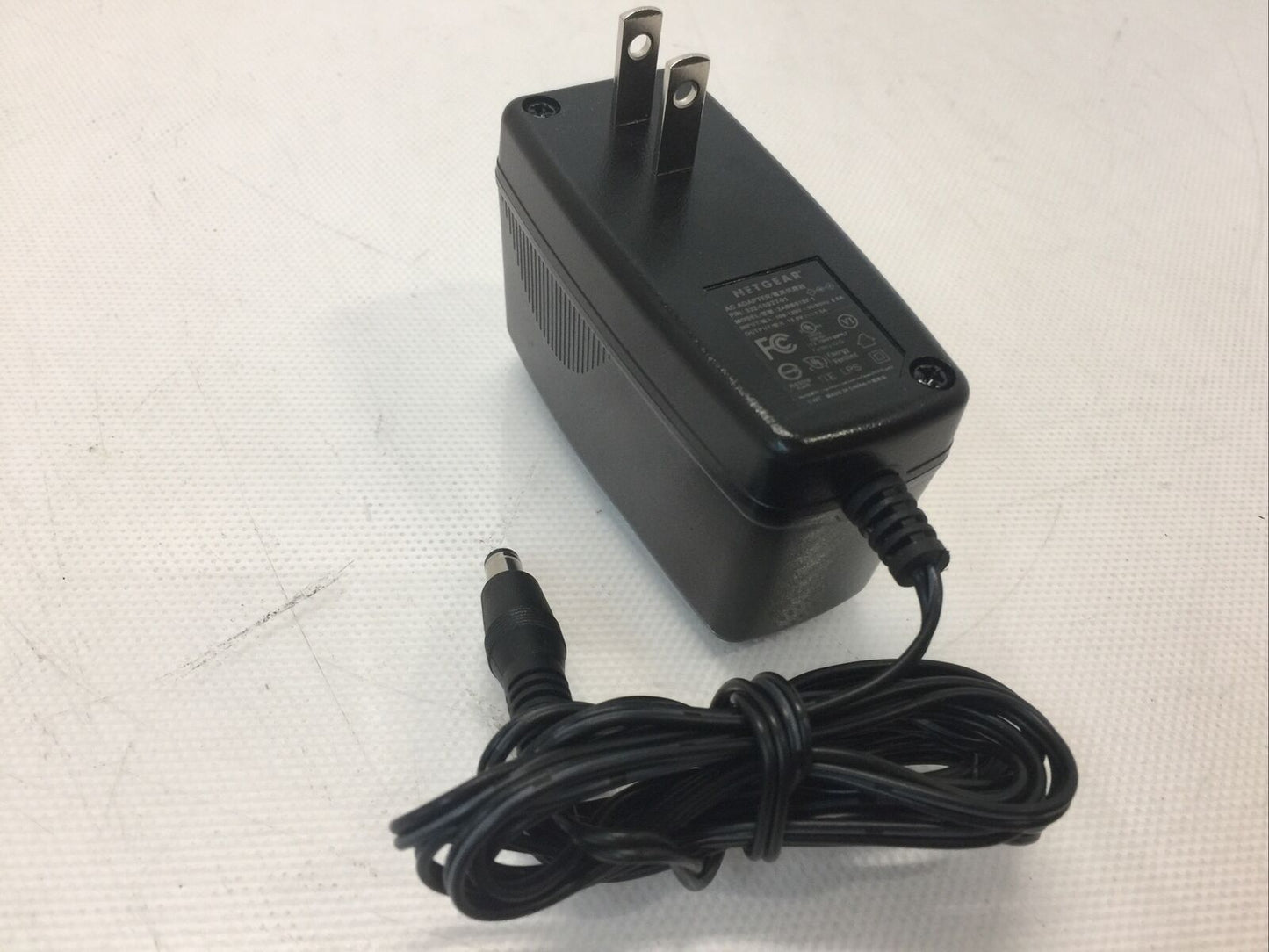 NETGEAR 12V 1.5A  AC DC ADAPTER 2ABB018F 332-10927-01 Power Supply 5.5mm tip