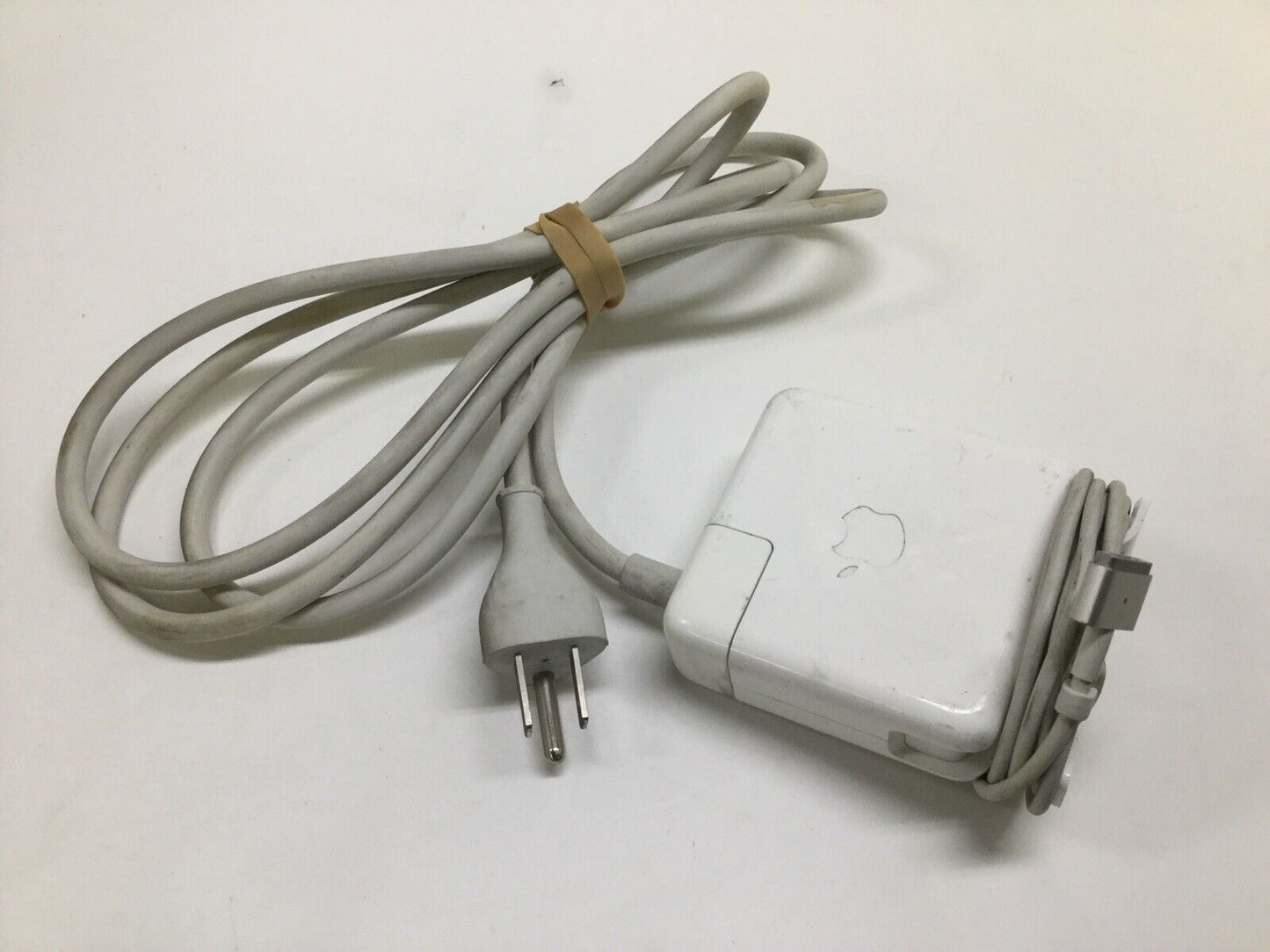 OEM Apple MagSafe 2 60W Power Charger AC Adapter for MacBook pro 13" A1435