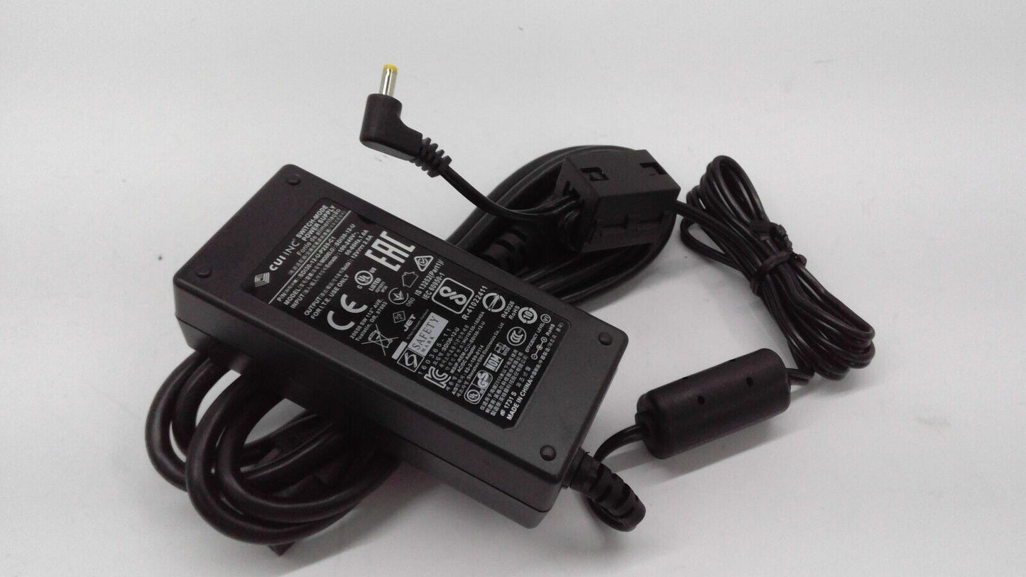 New CUI Switch  AC Adapter 30W 12V 2.5A 100-240V T4WCT SDI30-12-U-P225-C1 4.5mm