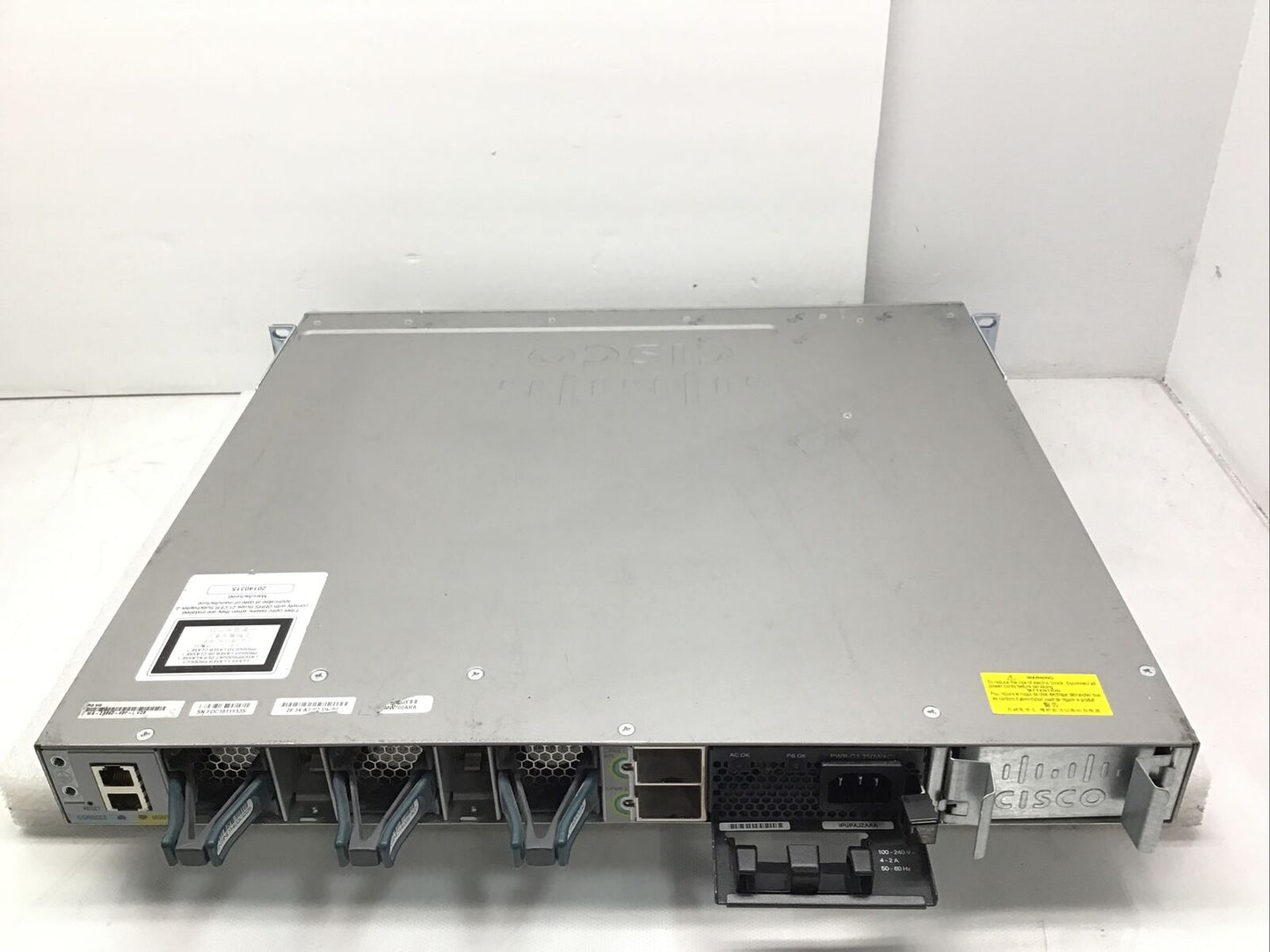 Cisco WS-C3850-48P-L 48-Port PoE+ Gigabit Network Switch w/ 1x PSU C3850-NM-4-1G